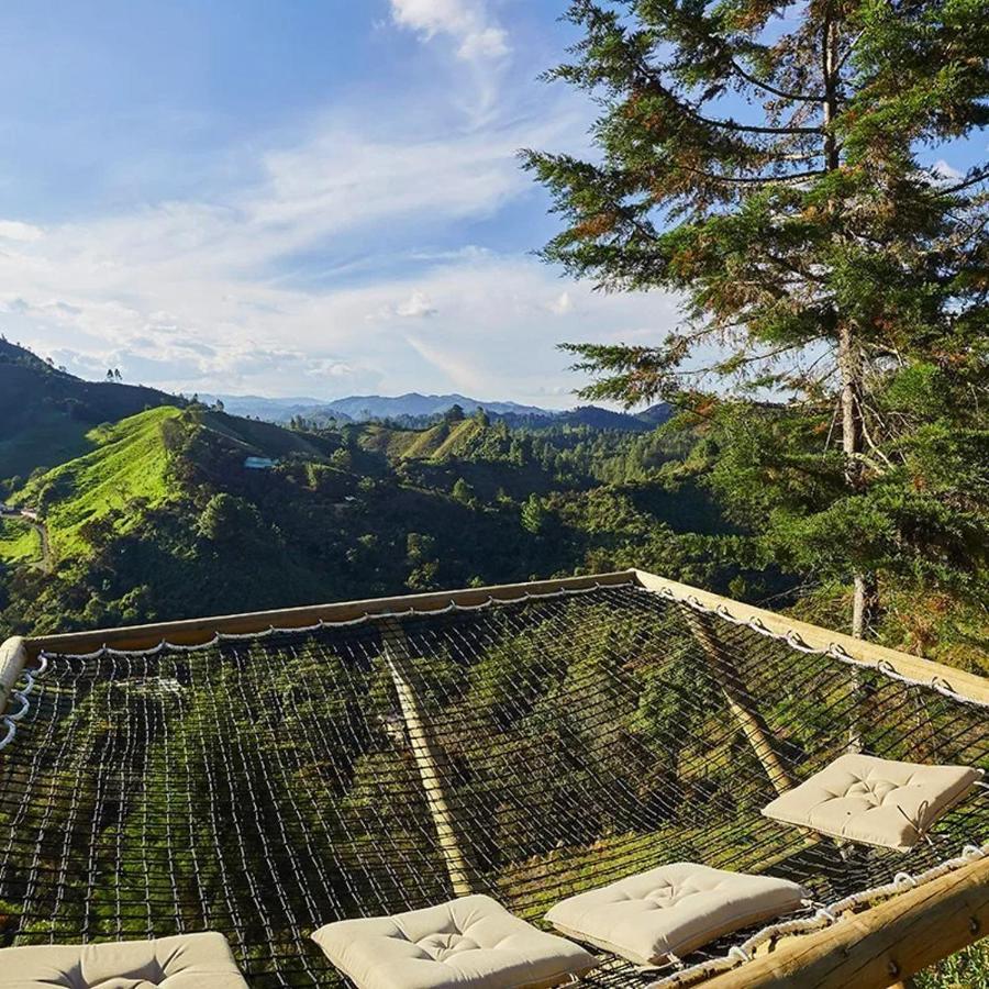 فندق Bubblesky Glamping 40 Min From Medellin إلريتيرو المظهر الخارجي الصورة