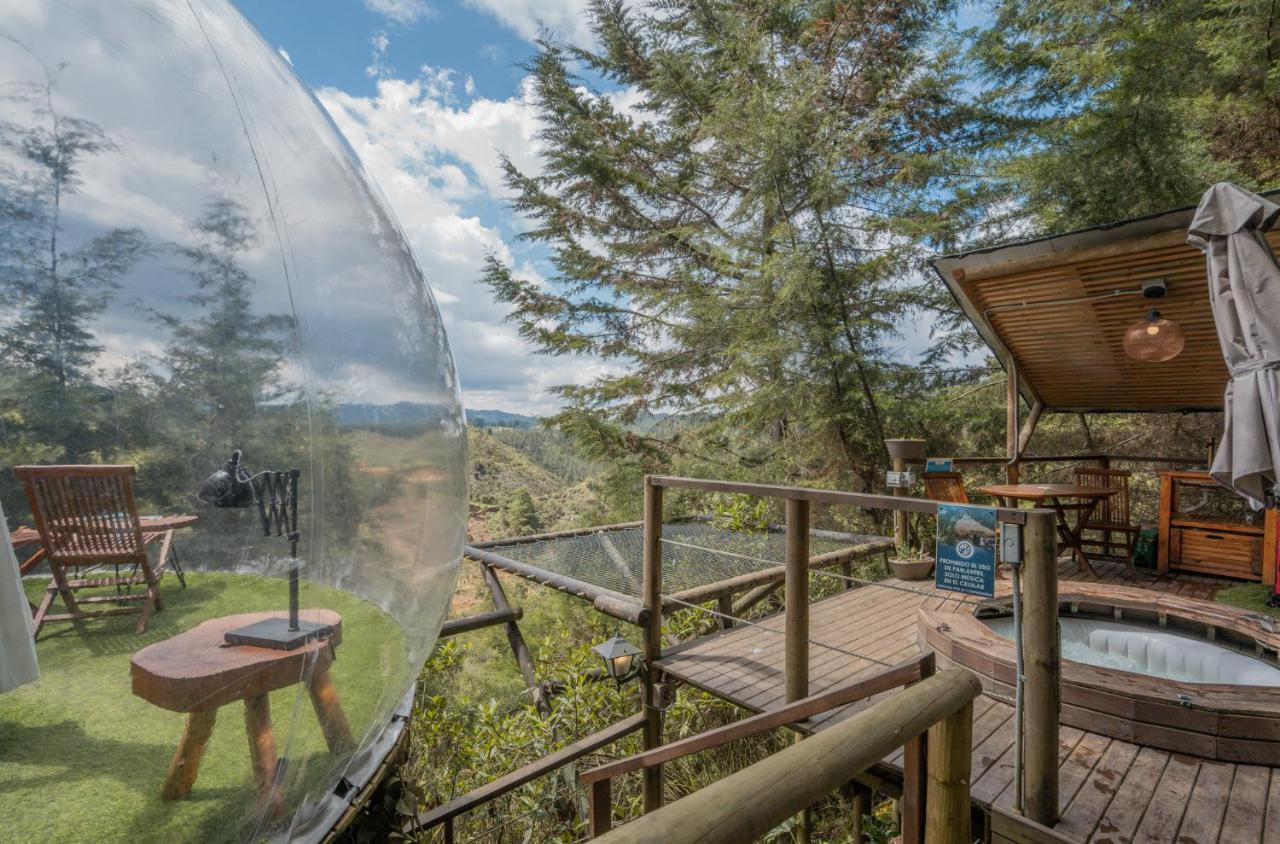 فندق Bubblesky Glamping 40 Min From Medellin إلريتيرو المظهر الخارجي الصورة