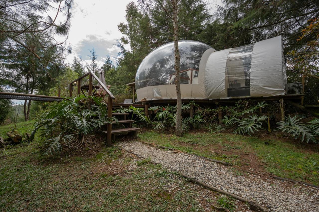 فندق Bubblesky Glamping 40 Min From Medellin إلريتيرو المظهر الخارجي الصورة