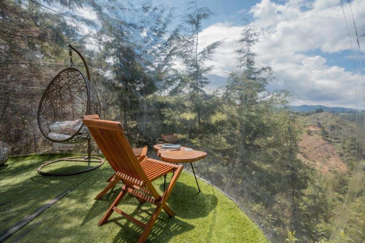 فندق Bubblesky Glamping 40 Min From Medellin إلريتيرو المظهر الخارجي الصورة