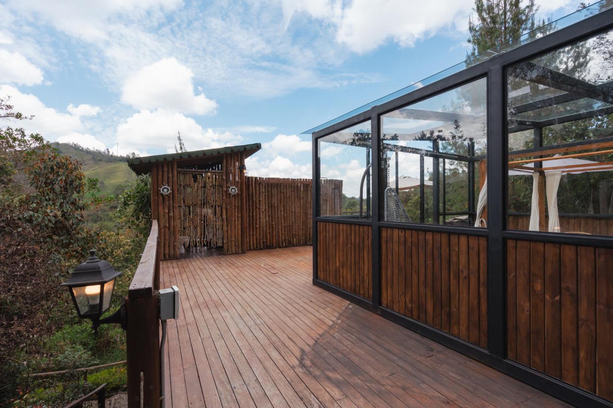 فندق Bubblesky Glamping 40 Min From Medellin إلريتيرو المظهر الخارجي الصورة