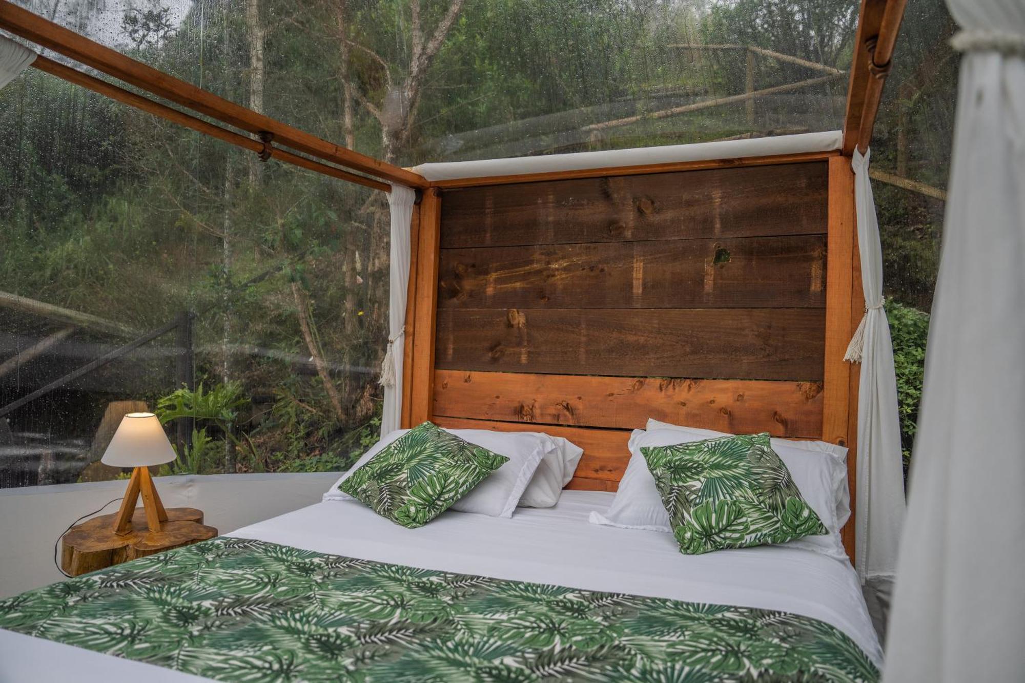 فندق Bubblesky Glamping 40 Min From Medellin إلريتيرو المظهر الخارجي الصورة